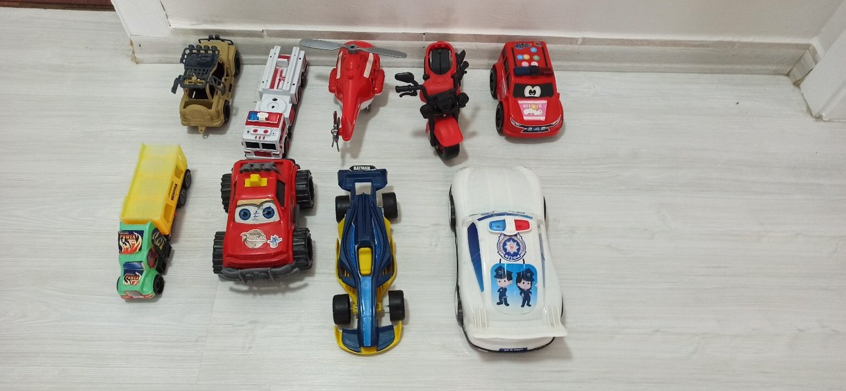 Oyuncak Arabalar - Görsel 4