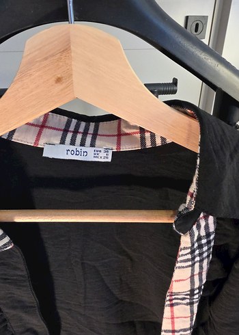 Düğmeli Siyah Kadın Gömlek - Görsel 2