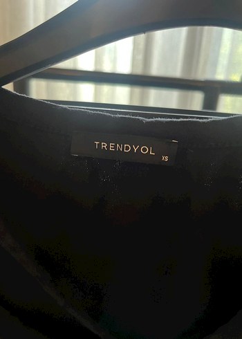 Trendyol & Milla Siyah V Yakalı Kadın Midi Atlet