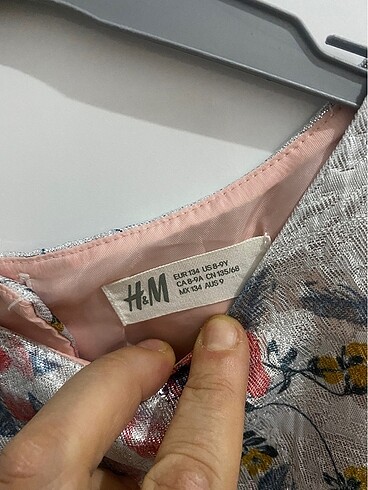 H&M Parlak elbise