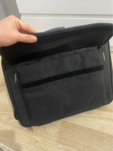 İki Yönlü Laptop / Evrak Çantası - Görsel 8