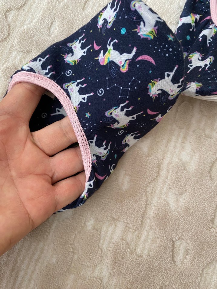 Yurtdışından Gelen 36 Numara Unicorn Desenli Ev Babeti - Görsel 4