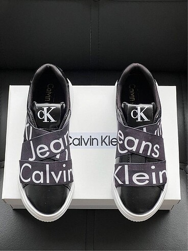 38 Beden CALVİN KLEİN AYAKKABI