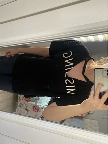 Siyah modelli t shirt
