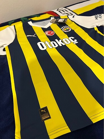 l Beden Fenerbahçe 23-24 Çubuklu Forma Etiketli