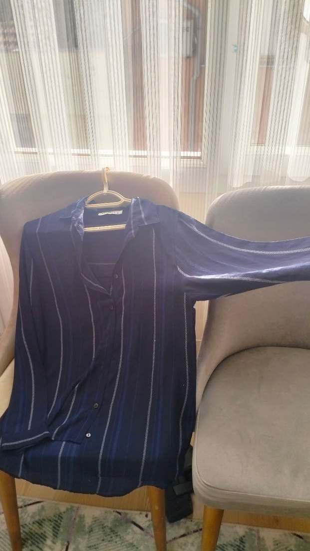 Lacivert Düğmeli Uzun Kollu Kadın Gömlek - Görsel 2