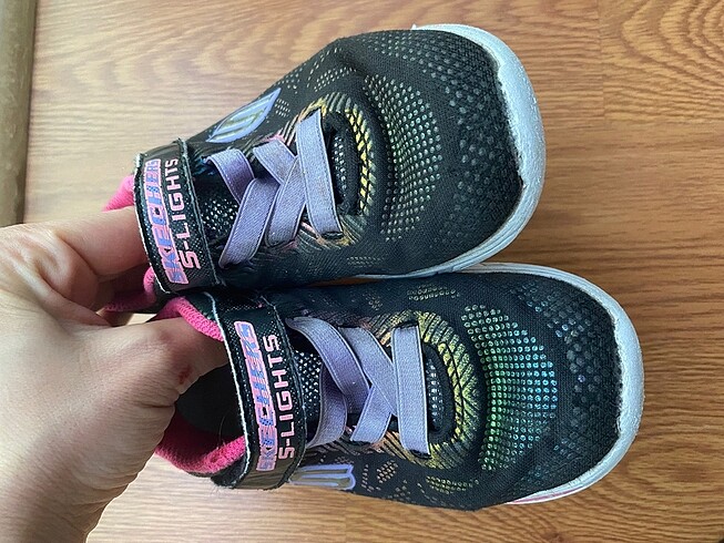 26 Beden Adidas skechers orijinal ayakkabı ve sandalet