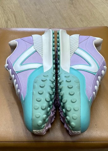 Spor ayakkabı - Görsel 3