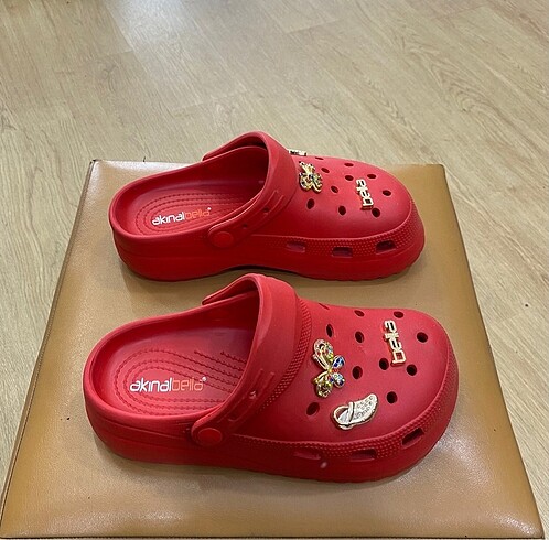 Diğer Crocs akınal kadın