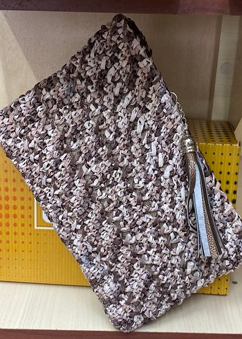 Kahverengi Örgü Kadın Portföy Çanta - Görsel 2