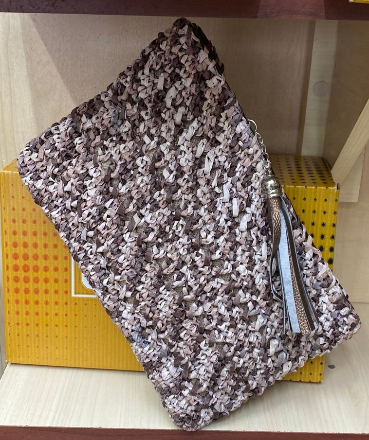 Kahverengi Örgü Kadın Portföy Çanta - Görsel 2