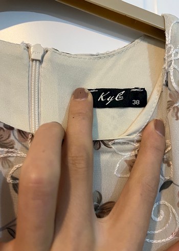 Kyo Bej Çiçekli Uzun Bohem Elbise