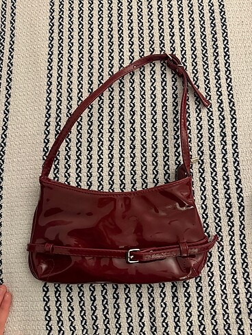 Bordo rugan şık çanta
