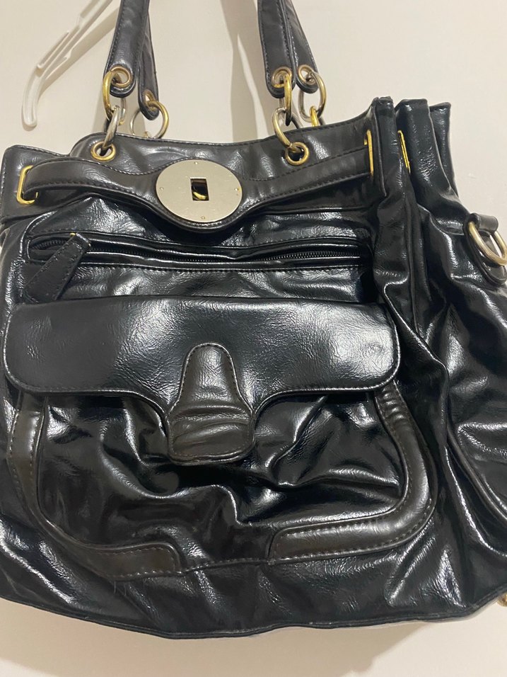 Kilit Tokalı Siyah Deri Kadın Çanta - Görsel 4