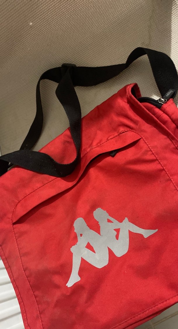 Kırmızı Kadın Spor Çantası Fermuarlı - Görsel 3