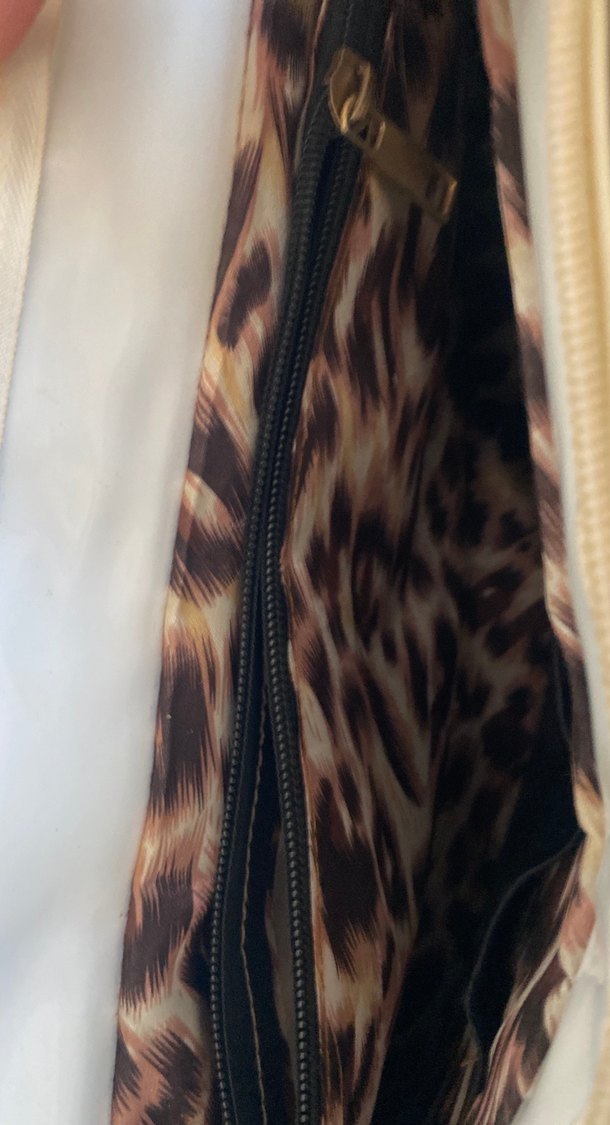 Beyaz Parlak Deri Kadın Çanta - Görsel 5