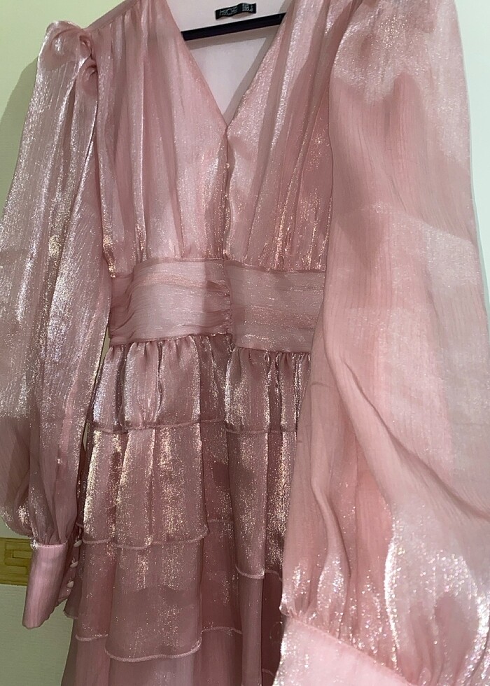 Pembe fırfırlı elbise - Görsel 5