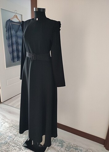 38 beden siyah elbise