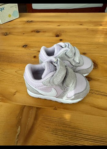 Nike Kız Çocuk Beyaz Gri lila Cırt Cırtlı Spor Ayakkabı