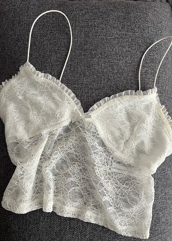 BERSHKA Dantel Detaylı Beyaz Askılı Büstiyer