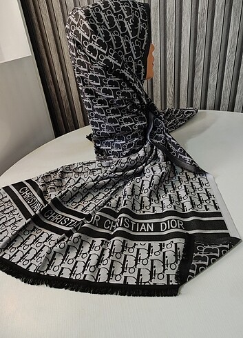 Çift taraflı şal