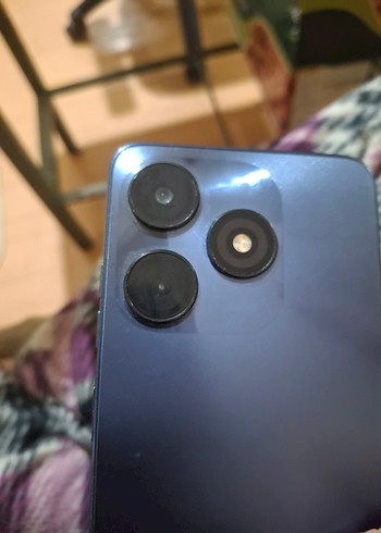 Koyu Mavi Android Telefon
