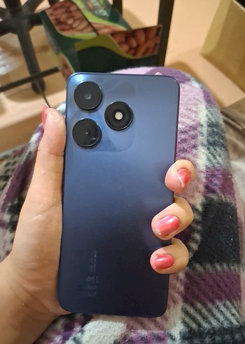 Koyu Mavi Android Telefon - Görsel 7