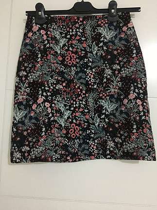 H&M Çiçekli etek