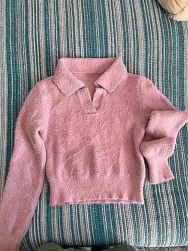 pembe tüylü bluz