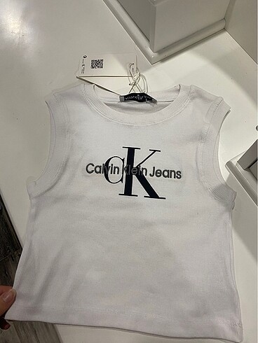 Calvin klein crop