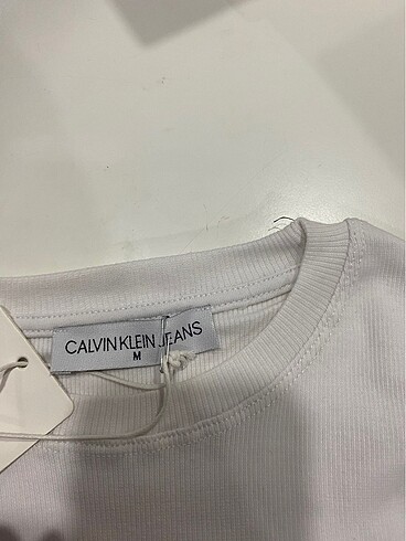 m Beden Calvin klein crop