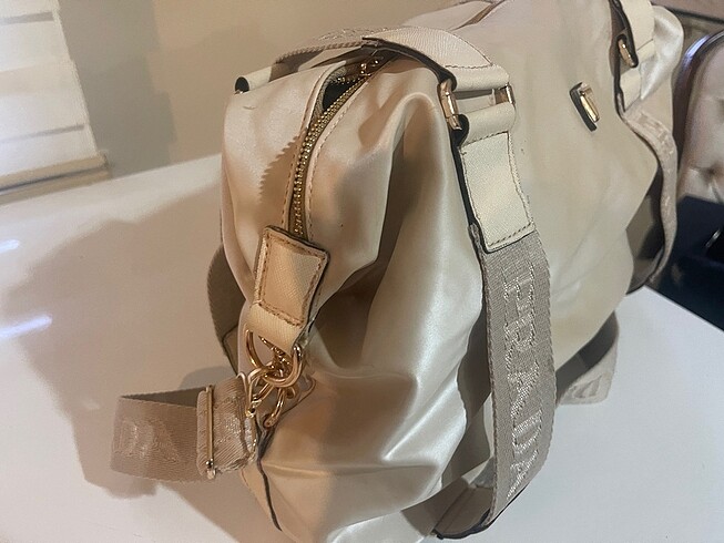 Prada Kadın büyük boy kol çantası - Görsel 4