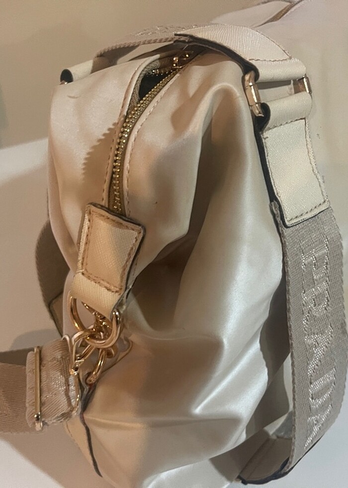 Prada Kadın büyük boy kol çantası - Görsel 4