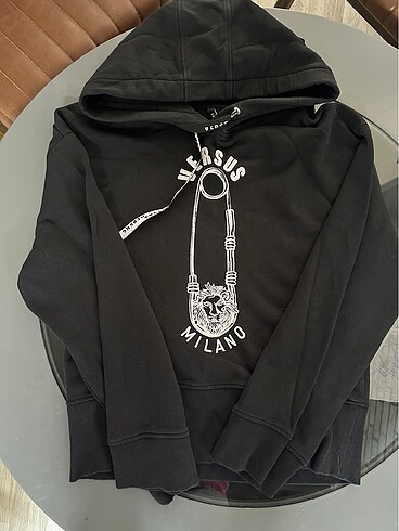 m Beden Versus sweatshirt