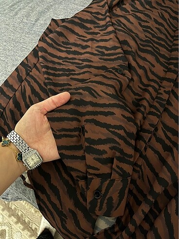 Leopar gömlek