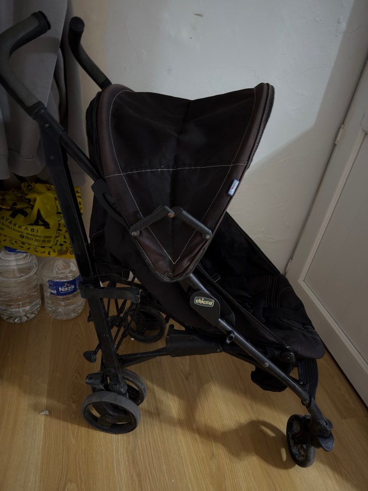 Siyah Chicco Bebek Arabası - Görsel 4