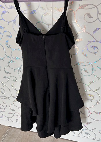 Askılı, Dökümlü Siyah elbise görünümlü tulum - Görsel 4