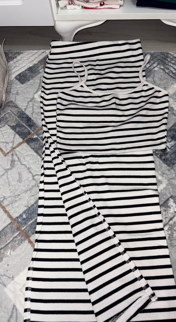 Çizgili Uzun İnce Askılı Etek bluz takım - Görsel 3