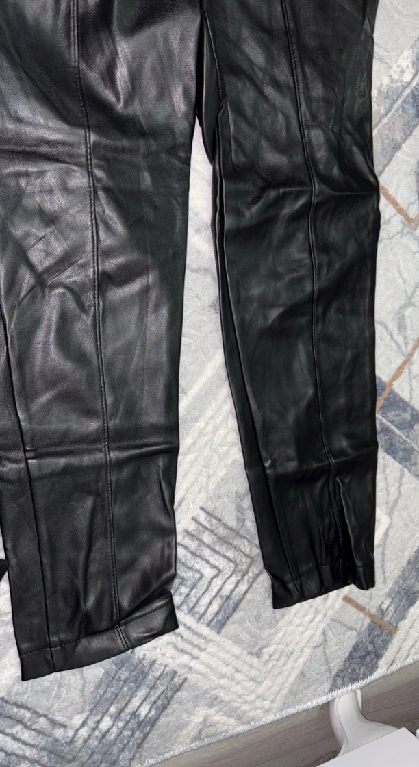 Kadın Siyah Deri Dar Kesim içi süet Midi Pantolon - Görsel 2