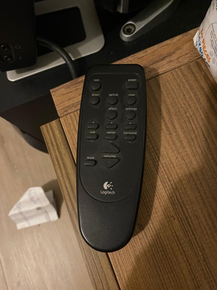 Logitech Gri Beyaz ev sinema sistemi - Görsel 2