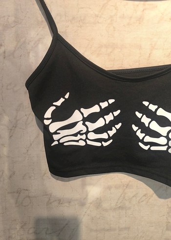Diğer Kuru Kafalı Siyah Bralet