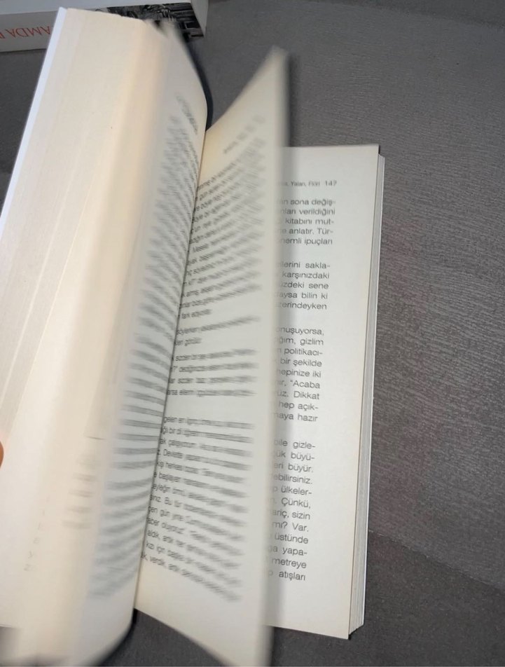 Dikkat Vücudunuz Konuşuyor - Ahmet Şerif İzgören - Görsel 4