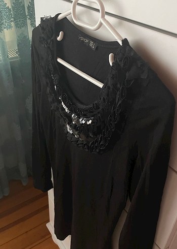 l Beden Uzun Kollu Siyah Gotik Nakışlı Bluz