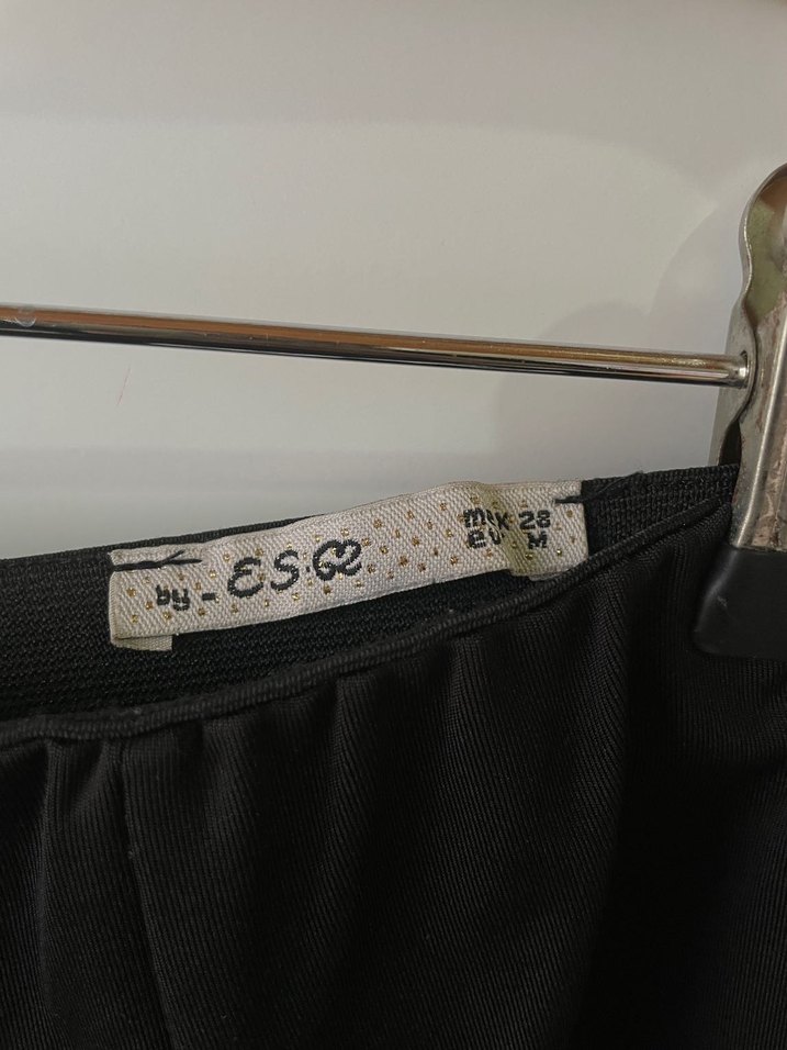 Siyah Pilili Midi Eteği - Görsel 5