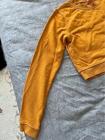 H&M uzun kollu crop