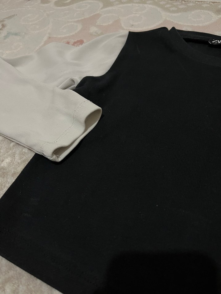 Uzun Kollu Siyah-Beyaz Tişört - Görsel 4
