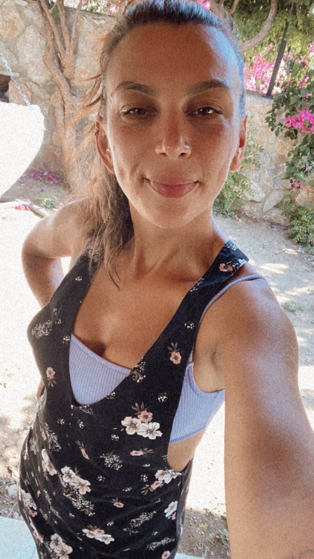 Siyah Çiçek Desenli  elbise - Görsel 4