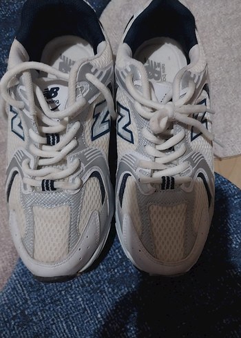 New Balance Beyaz Gri Spor Kadın Sneaker