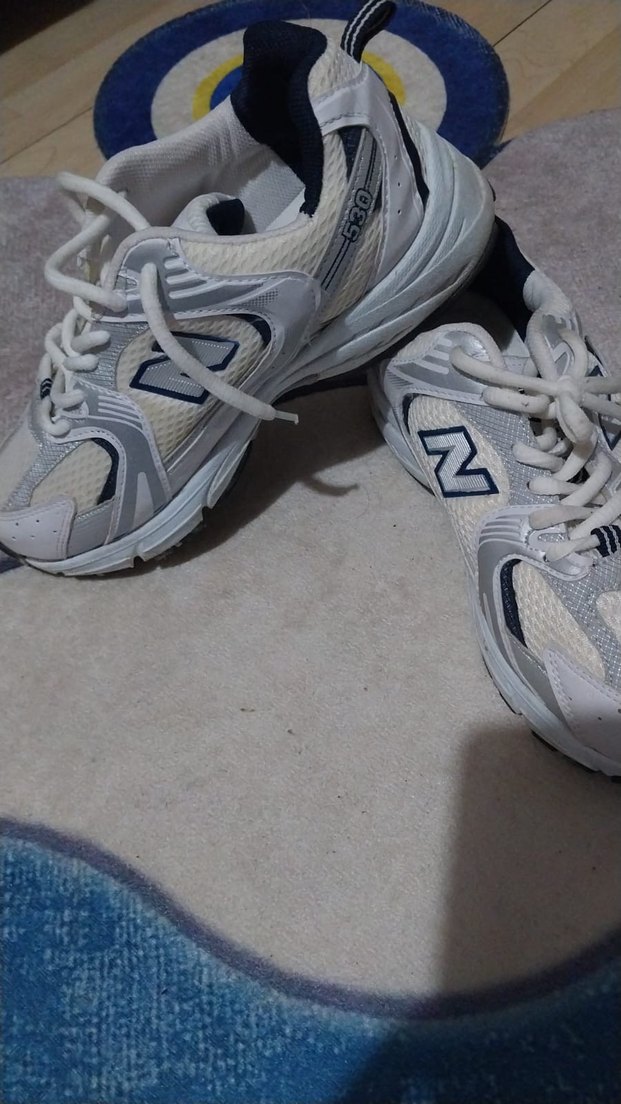 New Balance Beyaz Gri Spor Kadın Sneaker - Görsel 3