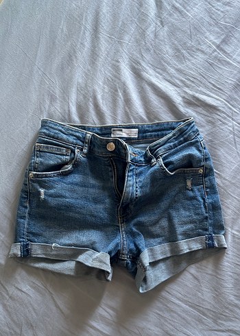 Kadın Bershka Mavi Mini Denim Şort